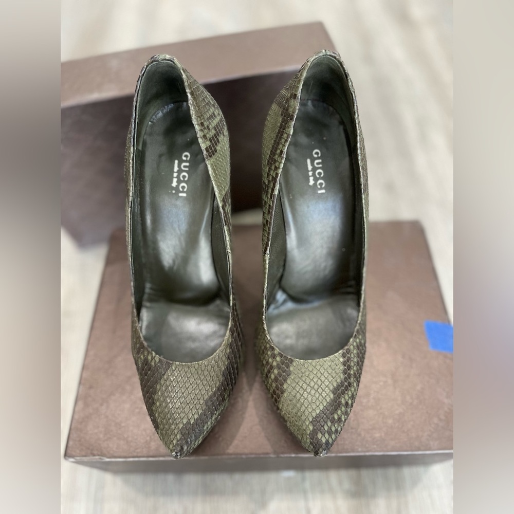 Gucci Python Heels - Picture 4 of 4